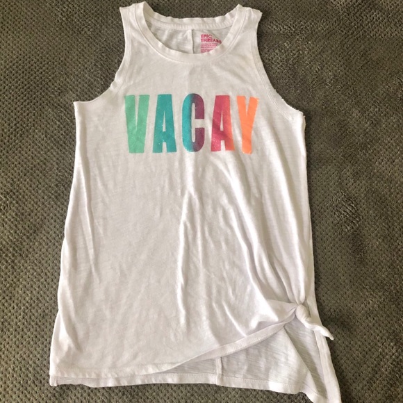 Epic Threads Other - Vacay tank 🏝